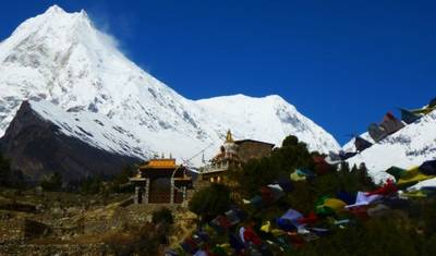 Manaslu Circuit Trek – 19 dni — 2