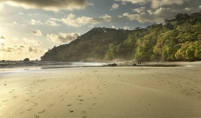 Manuel Antonio Beach & San José City, Short Break — 3