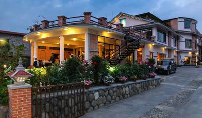 Excursão de 3 Dias pela Cidade de Pokhara saindo de Kathmandu de Avião — 5