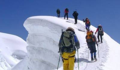Mera Peak Summit: Powrót helikopterem w 12 dni — 2