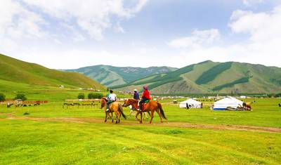 رحلة عائلية خاصة مخصصة لمدة 5 أيام إلى Ulaanbaatar مع مرشد وسائق خاصين — 2