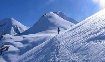 Wspinaczka na Dhampus Peak (6012 m) — 3
