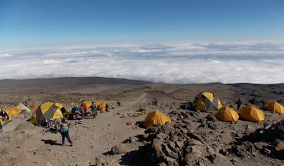 8日間 キリマンジャロ山 マチャメ・ルートでの登山 — 3