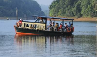 Cochin to Thekkady & Alleppey — 3