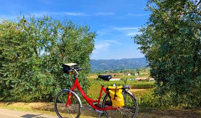 Tuscany Based in One Hotel — 3