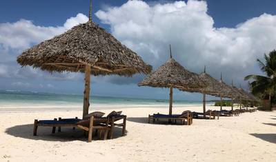 Safári Privado de 7 Dias nos Parques do Norte da Tanzânia + Extensão de Praia em Zanzibar de 7 Dias — 3