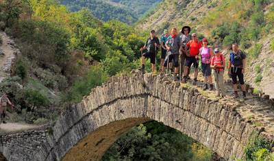 رحلة Hidden Valley Trek: إقامة منزلية مع الترحال & أبرز المعالم الثقافية في جنوب ألبانيا (8 أيام) — 2