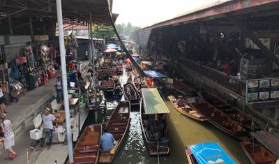 Small Group: Damnoen Floating market & Train market — 5
