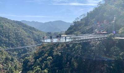 広州発 古龍峡、ピーク回廊、丹霞山 プライベート3日間ツアー — 4
