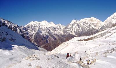 Trek wokół Manaslu - 9 dni — 3