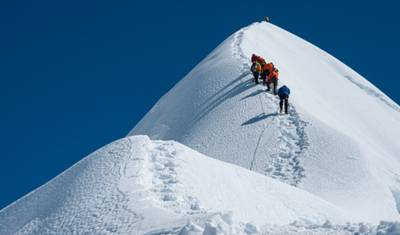 Powrót ze szczytu Island Peak helikopterem — 3