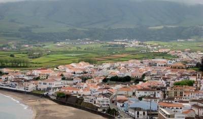 Escapada Autoguiada na Ilha Terceira, Açores — 4