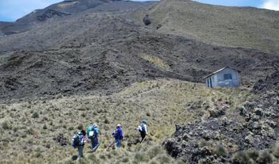 Azobe East Adventure Safari 13D/12N — 3
