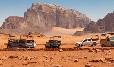 ヨルダン南部ハイライト 4日間3泊ツアー (Wadi Rum, Petra, Dead Sea) アカバ市発 (AQ-JHT-009) — 3
