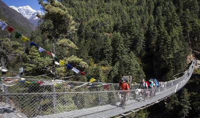 Trek Panorama Everestu — 5
