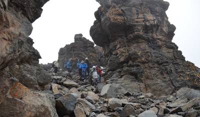 Suba o Kilimanjaro – Lemosho 9 Dias | Caminhada Cênica e Moderada com Guias Especialistas — 2