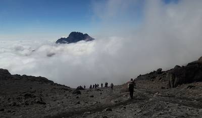 Suba o Kilimanjaro – Lemosho 9 Dias | Caminhada Cênica e Moderada com Guias Especialistas — 4