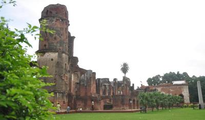 Discovering Lucknow: A Private Tour of the City of Nawabs — 3
