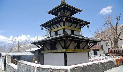 Jomsom Muktinath Przygoda Jeepem 4 Noce 5 Dni — 2