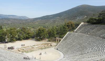 Excursão Autoguiada de 4 Dias em Argólida, Olímpia, Delfos e Meteora — 4