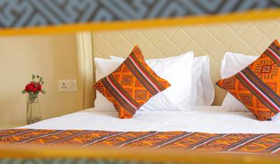 Bhutan Tour with 4* hotel — 5