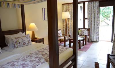 Safári de Luxo Aéreo de 6 Dias em Masai Mara e Praia de Diani - Exclusivo — 2
