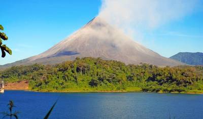 アレナル火山への小旅行、ショートブレイク — 2