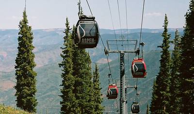 USA – Colorado Highlights Aspen with Fall Foliage — 3