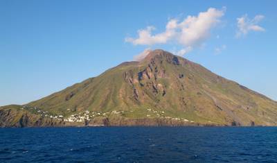 Hike Sicily & the Aeolian Islands — 4