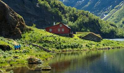 Odkryj Ukryte Ścieżki Norwegii w 8 Dni — 3