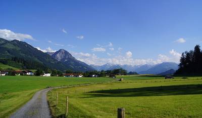 Passeio de bicicleta por Allgäu: clássico com transporte de bagagem a partir de Wangen — 3