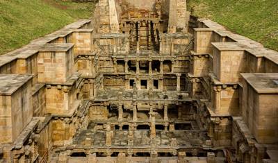 Vibrant Gujarat - Land of Rabari, Rann And Tribal Crafts (Hidden Treasures of India) — 4