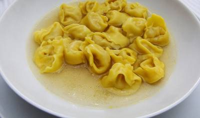 ボローニャ グルメ、美食と歴史を巡る4日間ツアー — 3