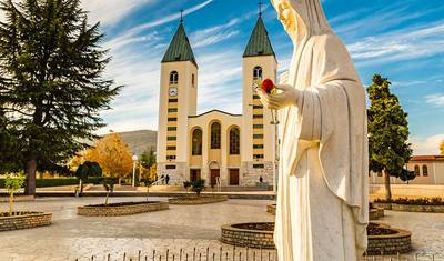 Off-season Bosnia & Montenegro discovery 8 days tour from Korcula. Bosnia & Montenegro: visit main attractions of 2 countries. — 2
