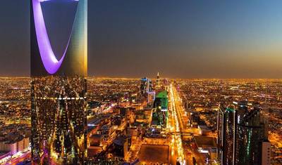 5 أيام الرياض وجدة وأبها — 5