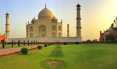 Samotni podróżnicy - 3-dniowa wycieczka po mieście Taj Mahal i Fatehpur Sikri z Delhi z luksusowym 4-gwiazdkowym hotelem — 5