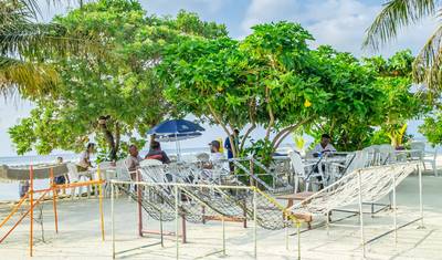 Customized 7 Days Maldives Fully Guided Vacation, Daily Start & Private Guide — 4