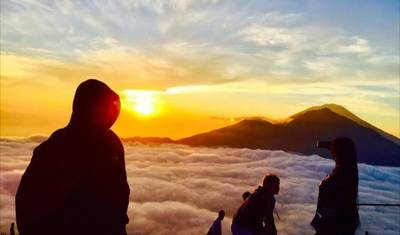 バトゥール山日の出トレッキング体験（宿泊なし） — 2