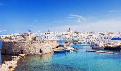 Skok po greckich wyspach: Paros, Ios i zachody słońca na Santorini — 4