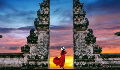 Wymarzony Miesiąc Miodowy/Rocznica na Bali 11 dni Nusa Dua, Ubud, Seminyak, Penida — 2