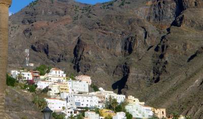 Las chmurowy, wulkany i morze — 5