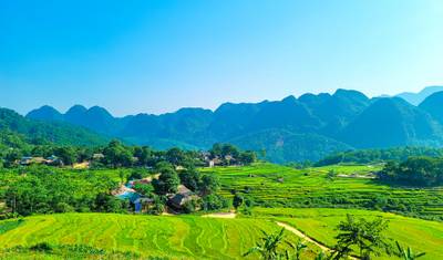 Vietnam 19 Days 18 Nights Package — 3
