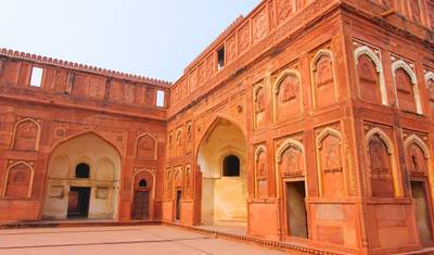 Explore Golden Triangle with  Varanasi Tour — 2