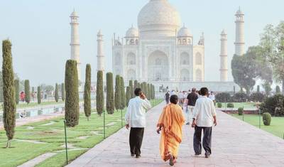 8 Days Golden Triangle Tour with Ranthmbore and Varanasi - Delhi Agra Jaipur Ranthambore Varanasi Tour — 5