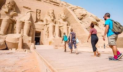 8 Dias (Pirâmides de Gizé, Museu GEM, Cairo, Assuão - Abu Simbel, Cruzeiro no Nilo - Luxor) e Viagem de Trem Noturno de Ida e Volta — 3