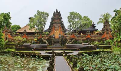 Java i Bali Explorer — 5