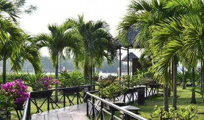 Vietnam Cycling Tour - Cycle the Mekong — 2