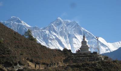Amadablam Base Camp (4600 m) Trek with Helicopter Return Tour — 2