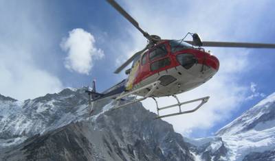 Passeio de Helicóptero ao Everest com Pouso em Kalapatthar (5644 m) — 2
