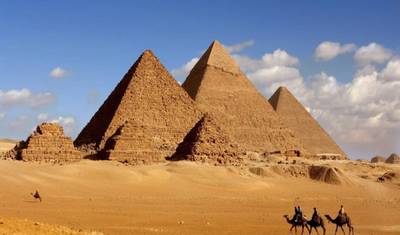 الأهرامات وبتراء: روائع العصور القديمة بين يديك — 3